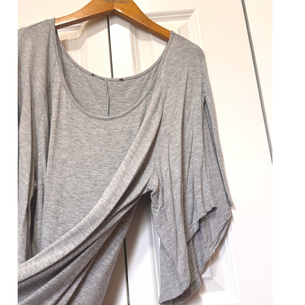Gray Split Bell Sleeve Scoop Neck Tee Womens 1X Soft Stretchy Top